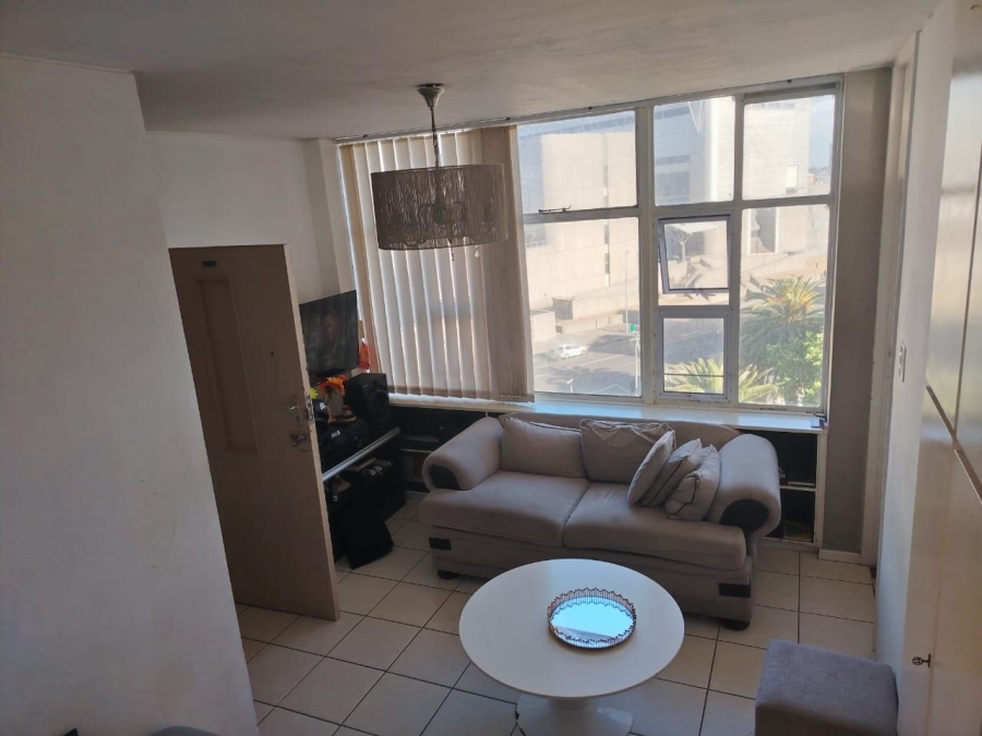 1 Bedroom Property for Sale in Bellville Central Western Cape